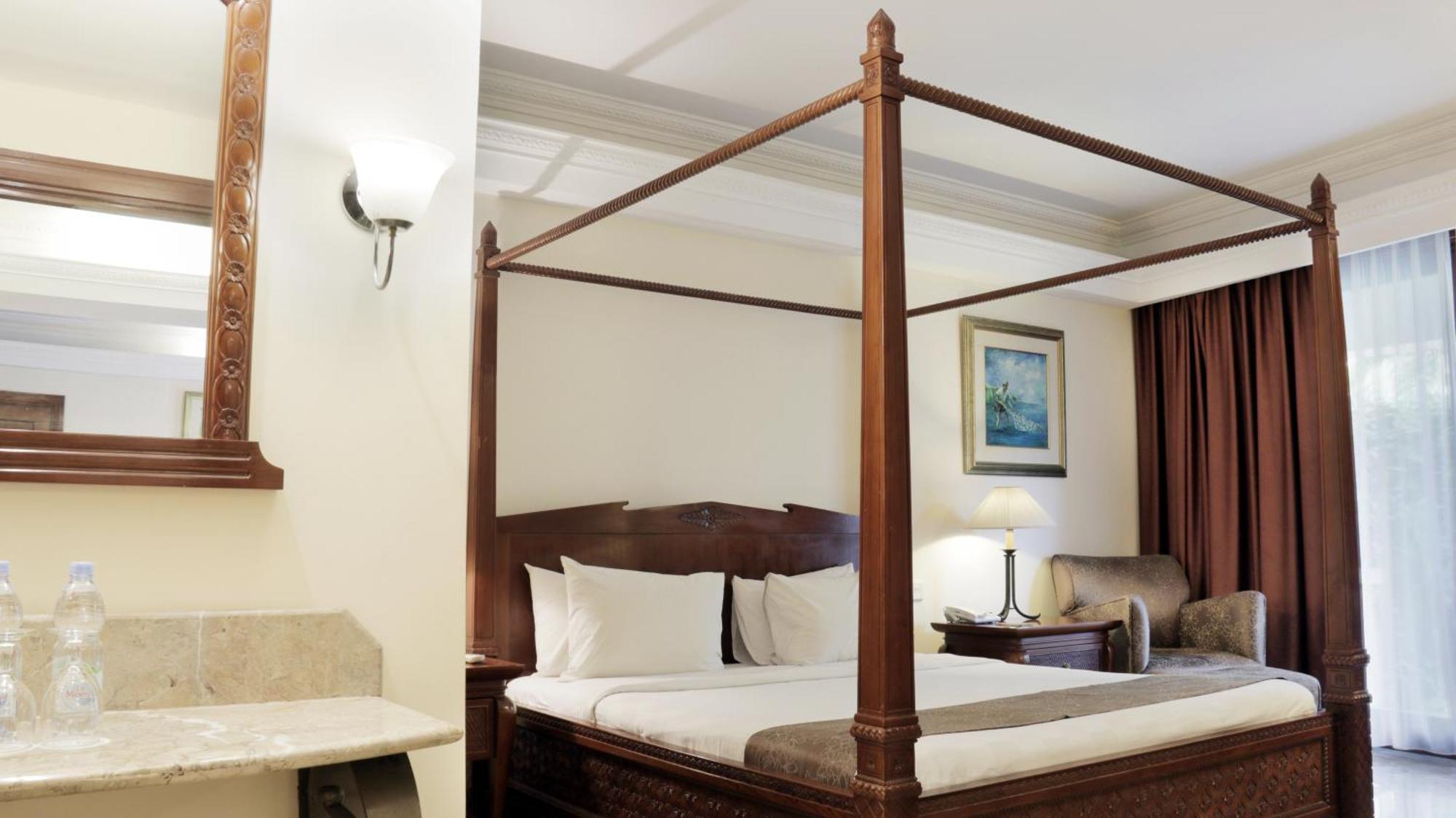 Lorin Solo Hotel Εξωτερικό φωτογραφία