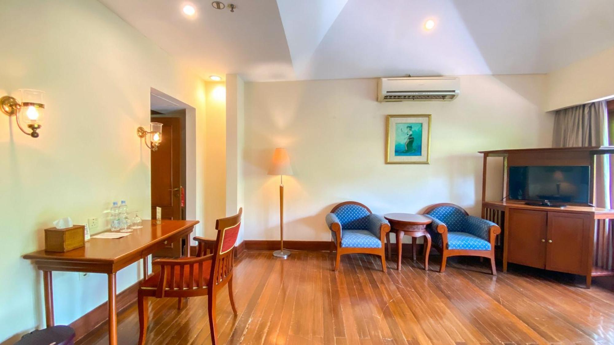 Lorin Solo Hotel Εξωτερικό φωτογραφία