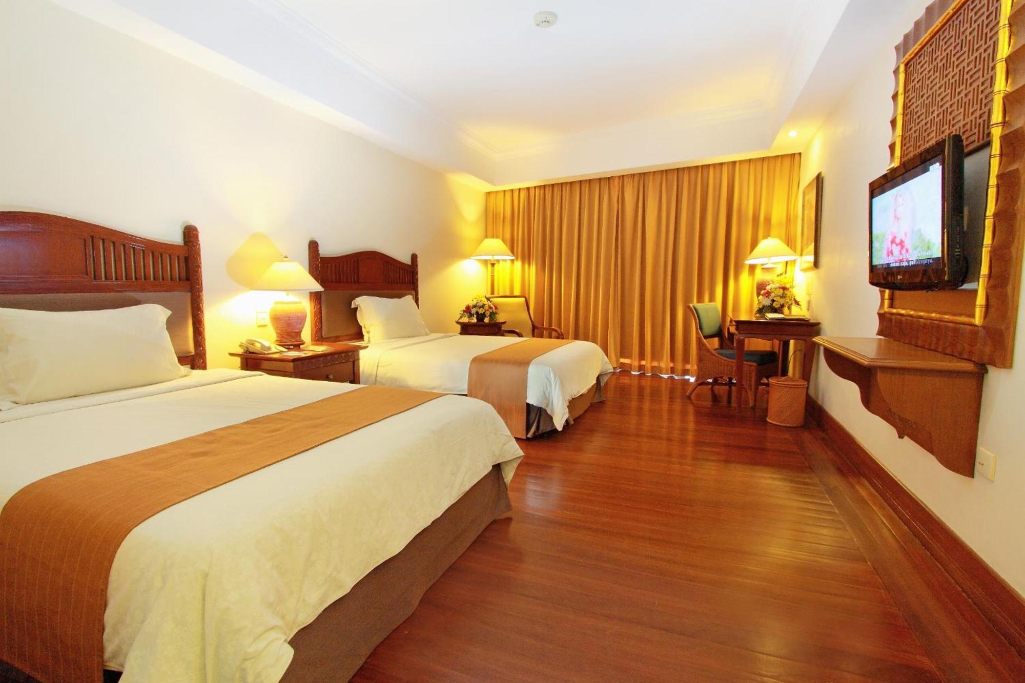 Lorin Solo Hotel Εξωτερικό φωτογραφία